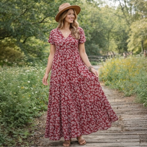 NATURAL LIFE Dresses & Skirts - Natural Life Evangeline Maxi Dress tiered Red wildflower Floral print medium